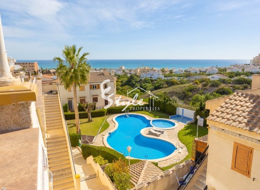For sale duplex apartment in Parque Aromatico, Torreblanca, La Mata, Torrevieja. ID2678