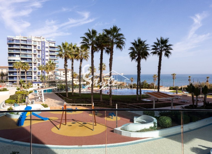 For sale frontline apartment in Sea Senses, Punta Prima, Costa Blanca. ID2345
