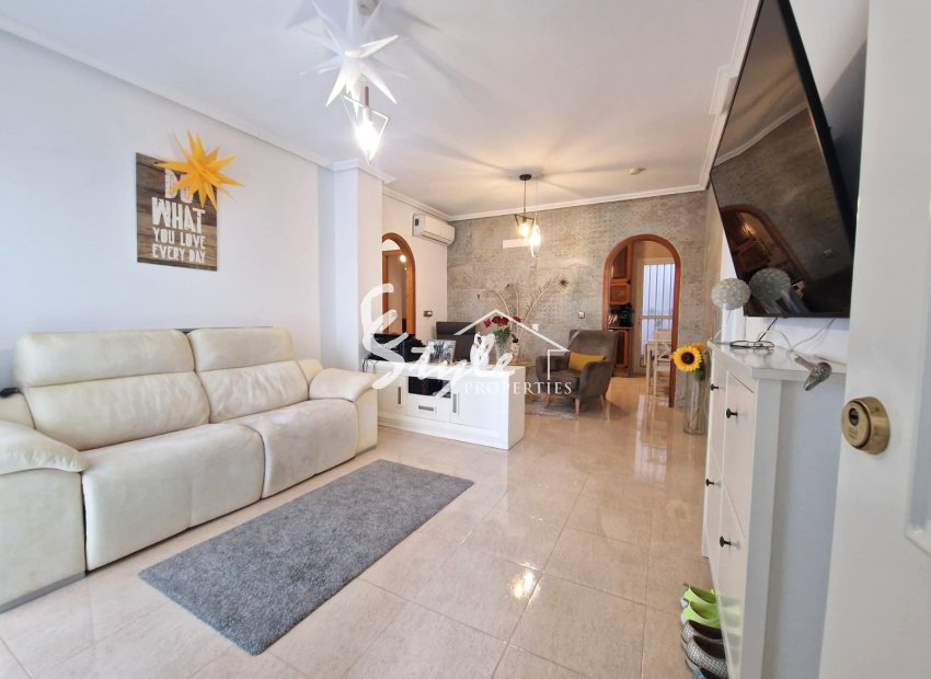 For sale ground floor apartment in Lomas De Cabo Roig, Orihuela Costa, Costa Blanca. ID 2791