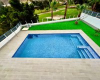 For sale last detached villa in front of La Marquesa golf camp in Cuidad Quesada, Costa Blanca, Spain. ID ON2100