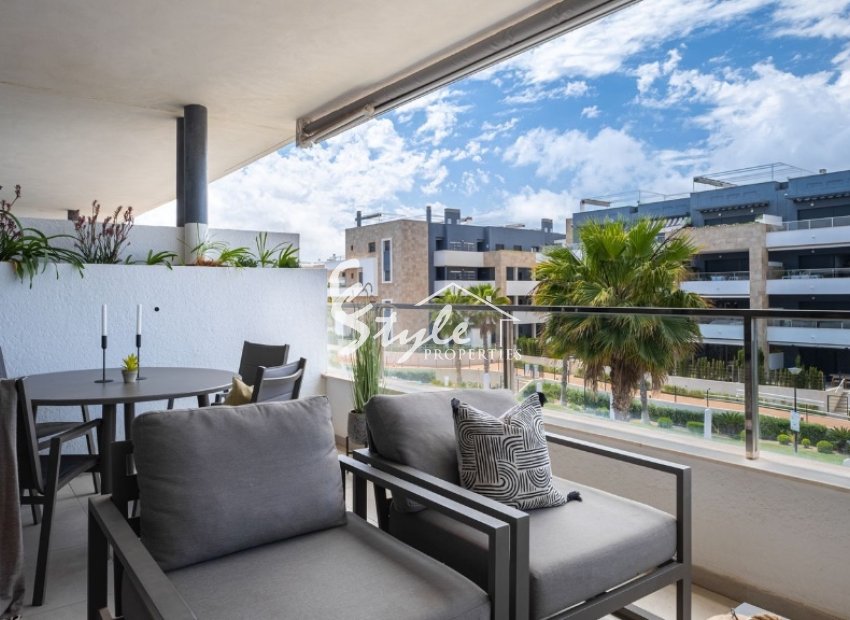 For sale modern apartment close to the sea in ¨Flamenca Village¨, Playa Flamenca, La Zenia Costa Blanca, Spain . ID1683