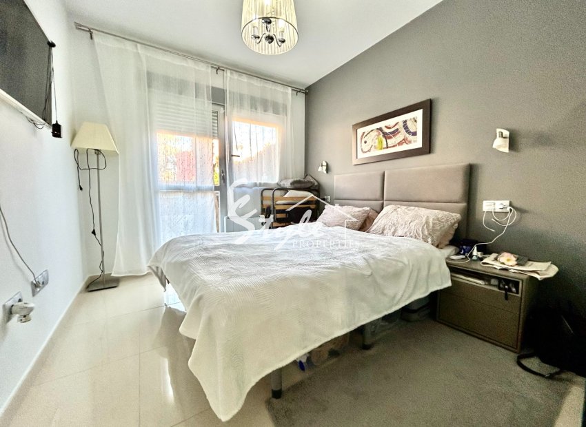 For Sale Modern Flat of 2 Bedrooms in Gated Community in Punta Prima, Costa Blanca, Spain. ID2220