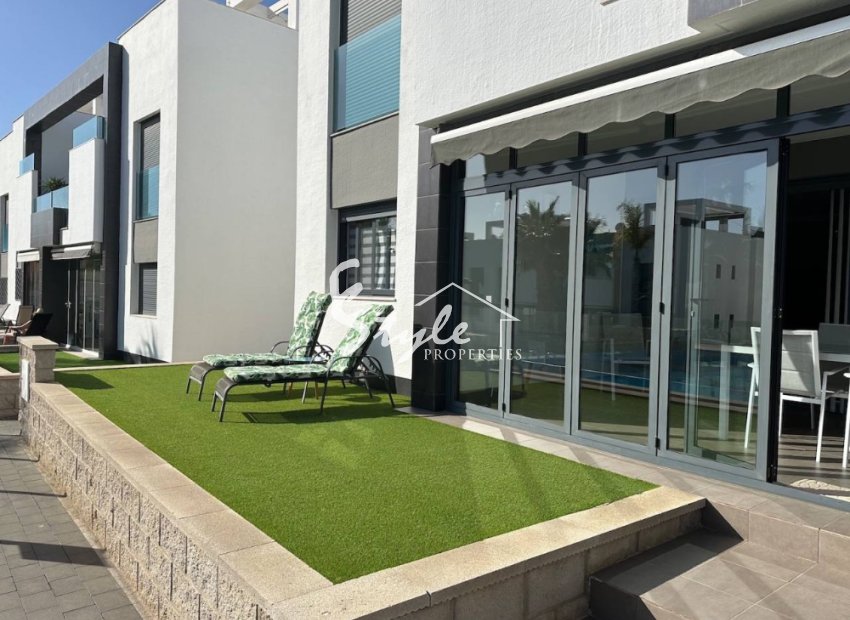 For sale modern ground floor apartment in Oasis , Amay, Punta Prima, Costa Blanca, Spain. ID1601