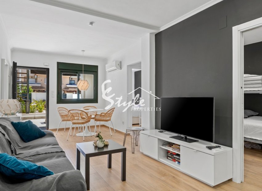 For Sale Modern Sunny Flat in La Zenia, Costa Blanca, Orihuela Costa. ID2191