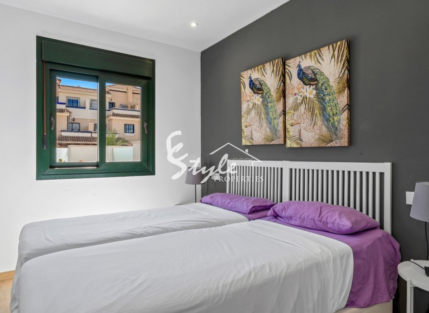For Sale Modern Sunny Flat in La Zenia, Costa Blanca, Orihuela Costa. ID2191