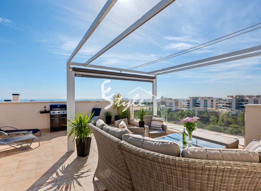 For sale new apartment with heated pool in Green Hills, Los Dolses, Villamartin, Orihuela Costa, Costa Blanca. ID2079