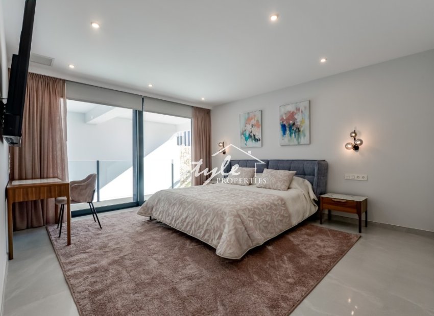 For sale new luxury villa with sea views in Finestrat, Costa Blanca, Spain. ON1778