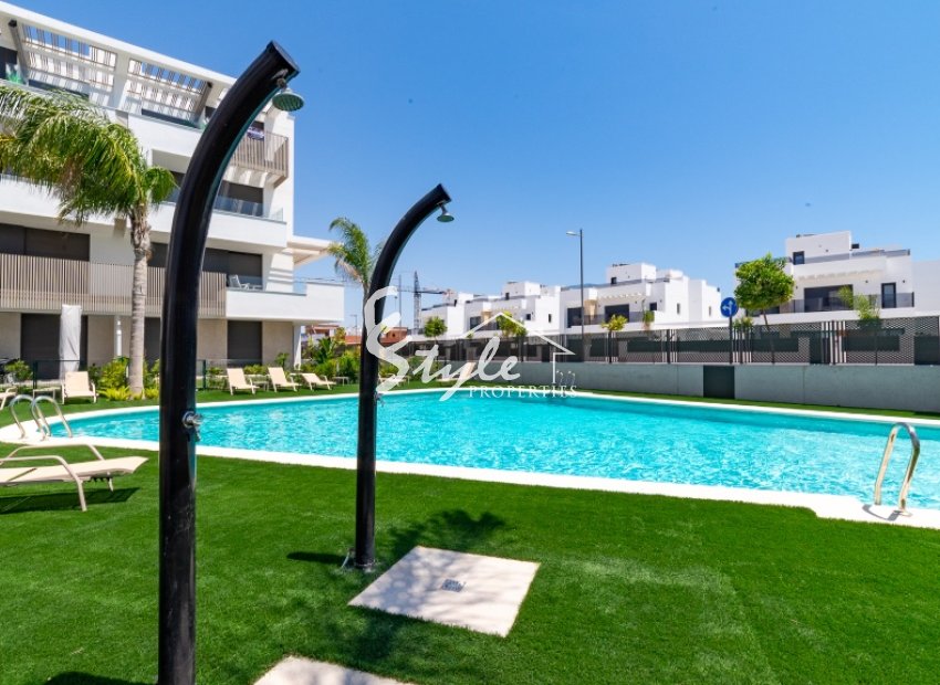 For sale new modern apartment in Santa Rosalia Lake. ID2871