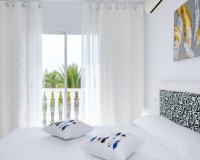 For sale renovated apartment with sea views in Calas Blancas de Torrevieja