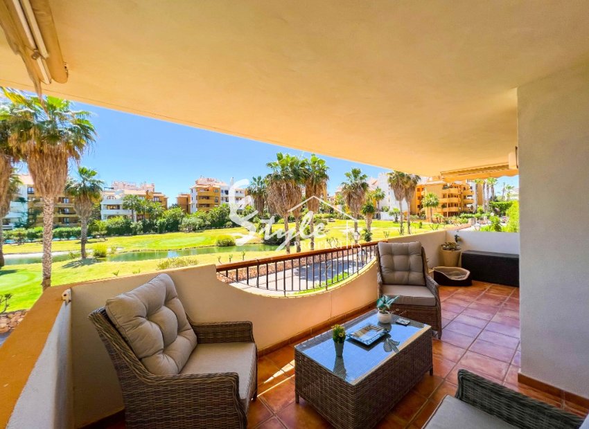 For sale south-facing apartment close to the beach in La Entrada, Punta Prima, Costa Blanca, Spain. ID3326