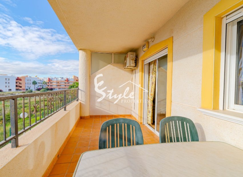 For sale south facing apartment in La Mirada, Playa Flamenca, Orihuela Costa, Costa Blanca: ID3244