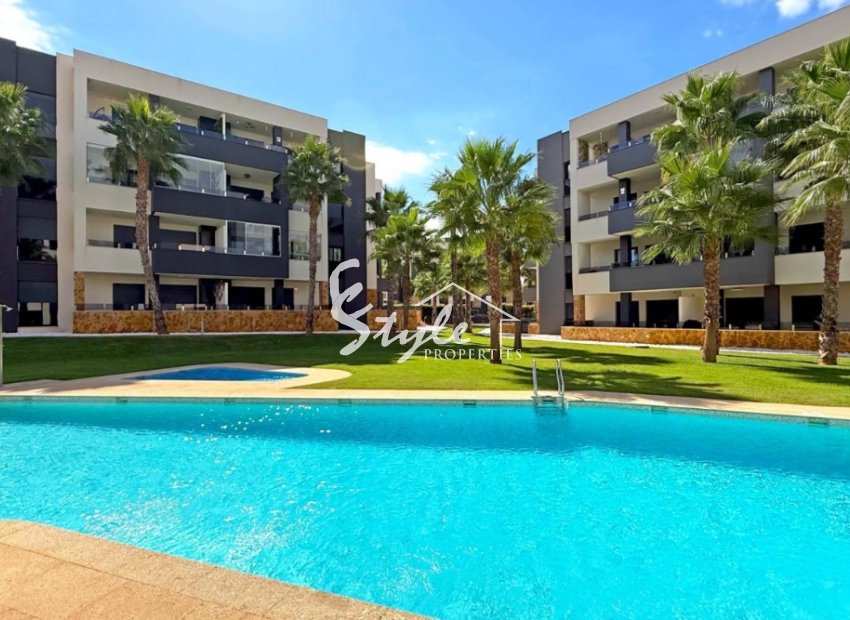 For sale south facing apartment in Los Altos, Orihuela Costa , Costa Blanca. ID2593 