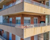 For sale spacious apartment 50m from the beach in Torrevieja, Costa Blanca, Spain. ID2351