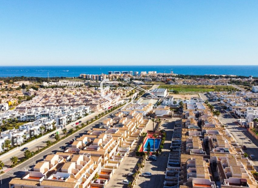 For sale top floor apartment in Ciñuelica, Punta Prima, Orihuela Costa. ID1841