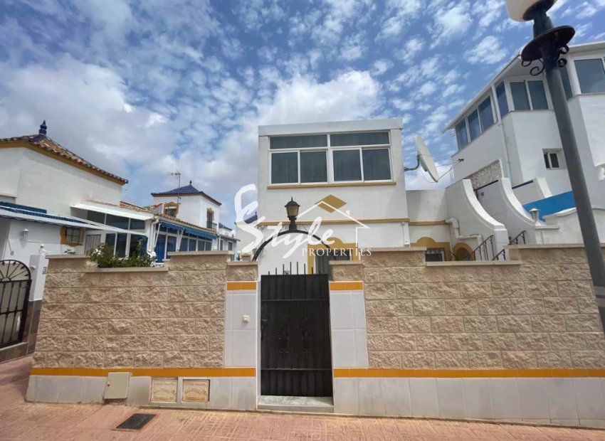 For sale townhouse in Los Altos, Orihuela Costa, Costa Blanca, Spain. ID1305