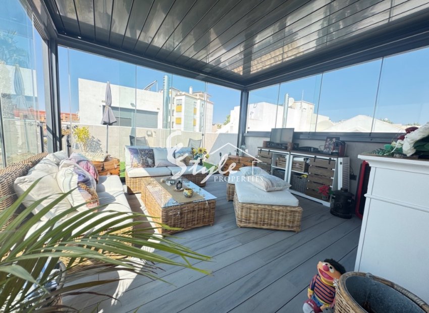 For sale townhouse in Villamartin, Orihuela Costa, Costa Blanca. ID1941