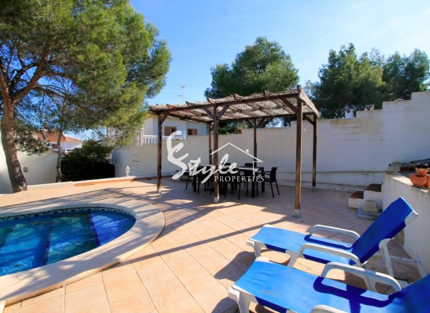 For sale Villa in Mil Palmeras, Pilar de la Horadada, Murcia. ID1451