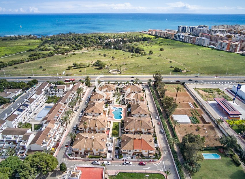 Ground Floor Apartment for Sale in Las Barcas, Punta Prima, Los Altos, Costa Blanca.ID2960