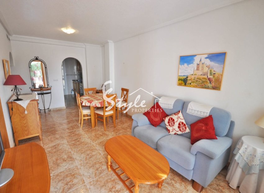 Ground floor apartment for sale in Punta Prima, Costa Blanca - living room