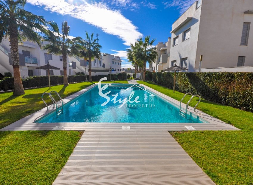 Ground floor apartment with private gardener sale  in ¨Amay¨, Punta Prima, Costa Blanca, Spain. REF.1211