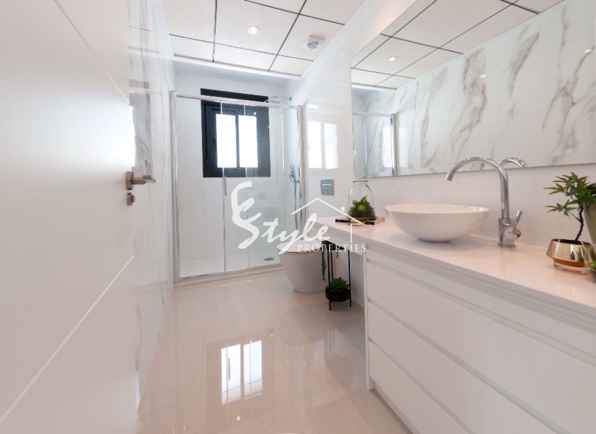 Key-Ready Villa for sale in Quesada, Costa Blanca, Spain