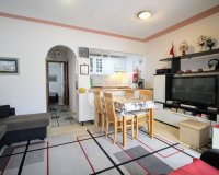 Купить бунгало недалеко от пляжа Playa Torrevieja в Лаго Хардин на Коста Бланке. ID 4290