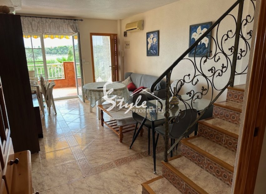 Купить бунгало недалеко от пляжа Playa Torrevieja в Мар Азул на Коста Бланке. ID 6119