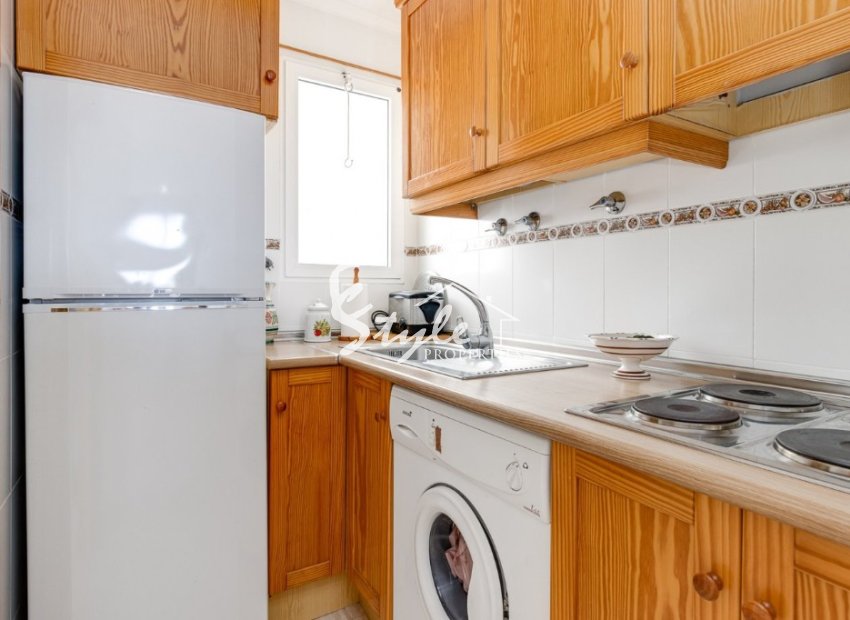 Купить квартиру на пляже на Habaneras, Торревьеха, на Коста Бланке. ID 4208