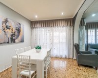 Купить квартиру на пляже в 100 м от Playa Central в Торревьехе на Коста Бланке. ID 6309 