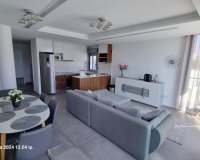 Купить отдельную виллу на море с прекрасным садом и бассейном в Los Balcones, Торревьеха, на Коста Бланке. ID 6312