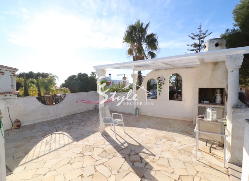 Купить Отдельный дом в районе Ла Зения, недалеко от пляжей Ориуэла Коста. ID: 6127