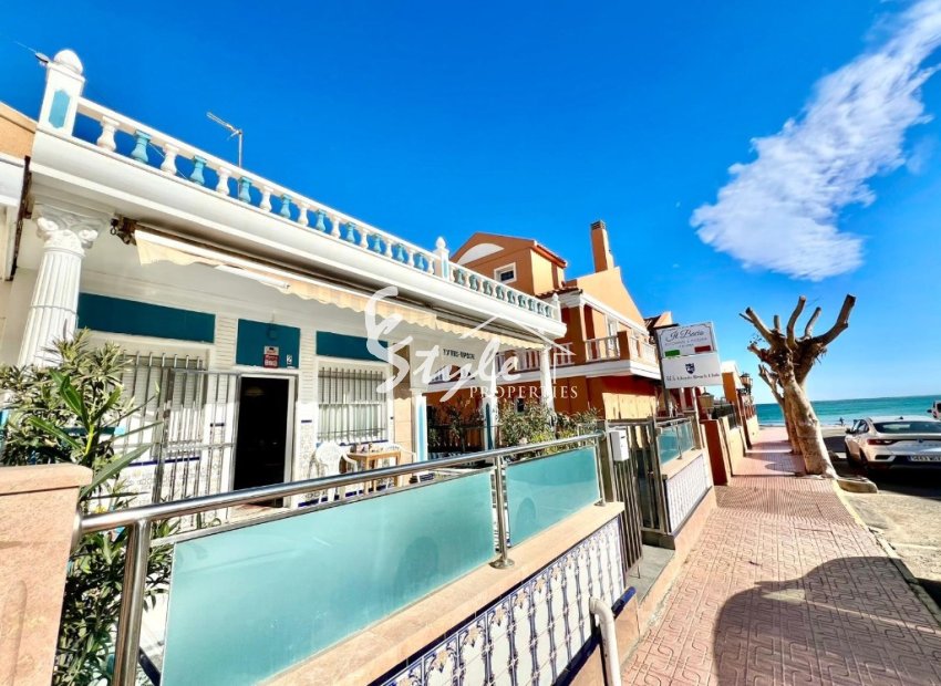 Купить шале на море в La Mata, Torrevieja на Коста Бланке в 150 метрах от пляжа Ла Мата. ID 6318