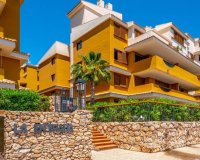 Квартира на первом этаже в La Entrada, Punta Prima , Costa Blanca. ID2746