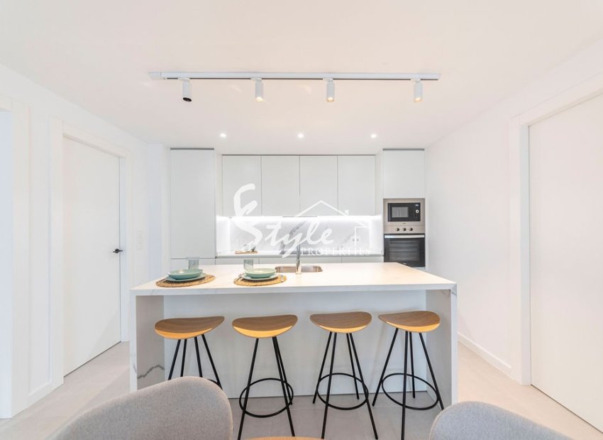 Квартиры в новостройке на продажу в Пилар де ла Орадада, Коста Бланка, Испания.ON1479_A