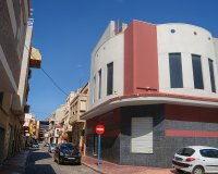 Local comercial en venta en el centro de la ciudad de Torrevieja, Costa Blanca, España. ID081