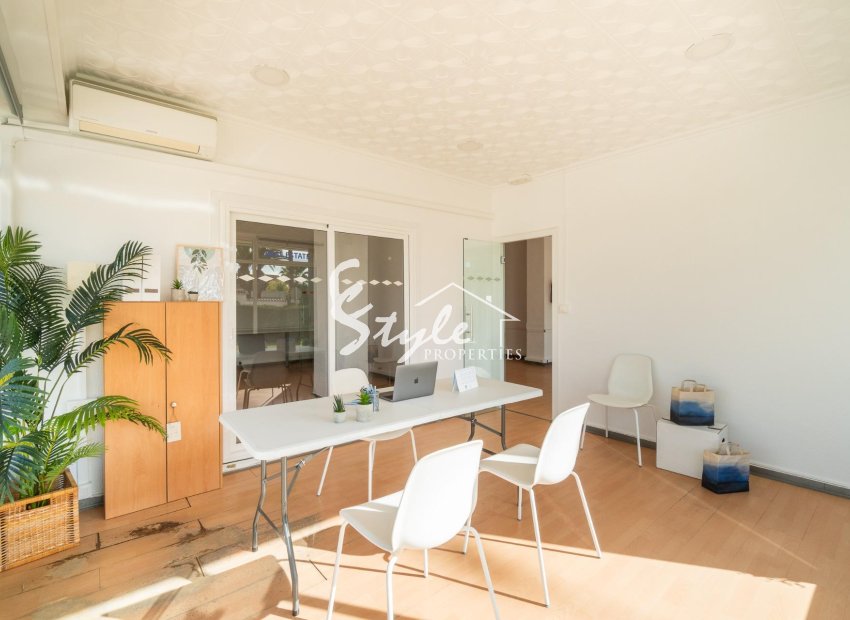 Long Term Rentals - Commercial - Orihuela-Costa - La Zenia