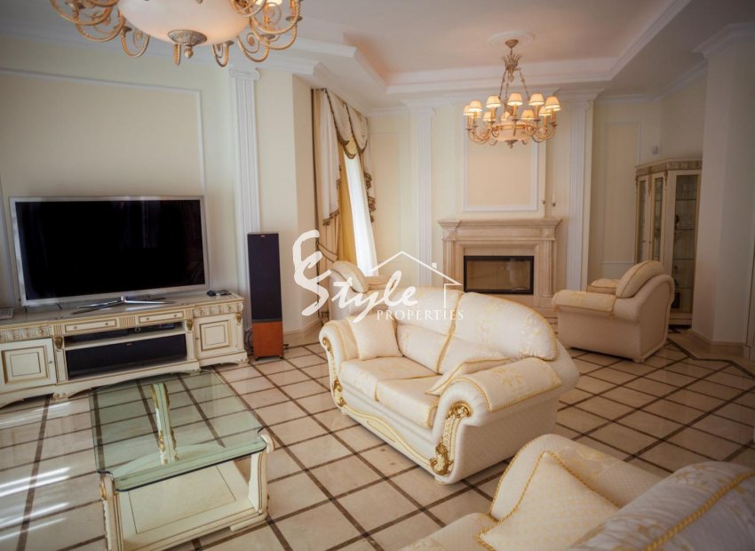 Luxury villa for sale in Cabo Roig, Costa Blanca, Alicante, Spain