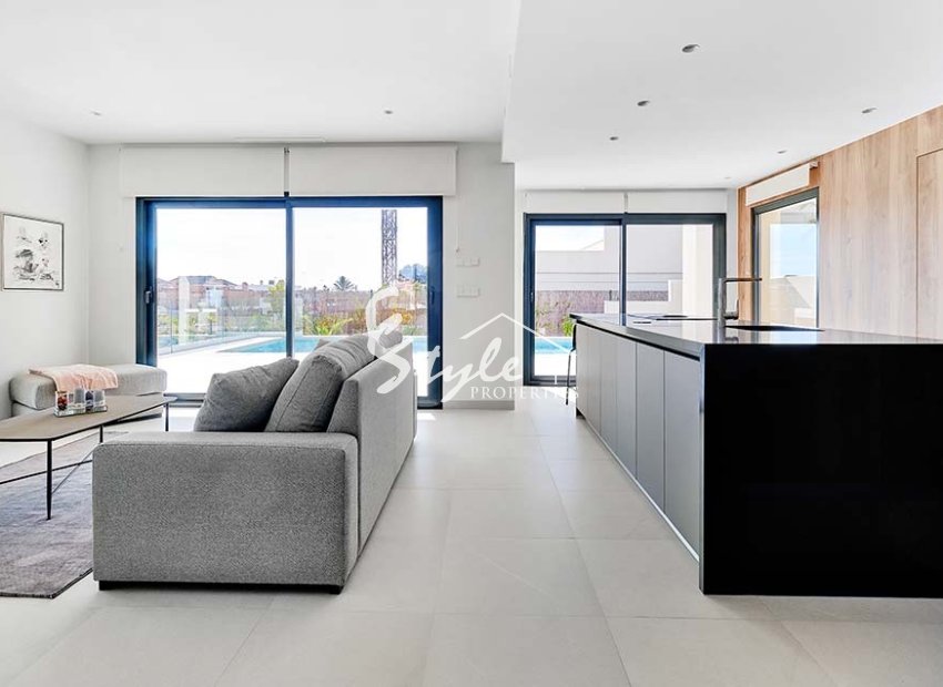 Magnífico chalet Key Ready de 4 dormitorios en venta en Los Montesinos, Costa Blanca Sur, España