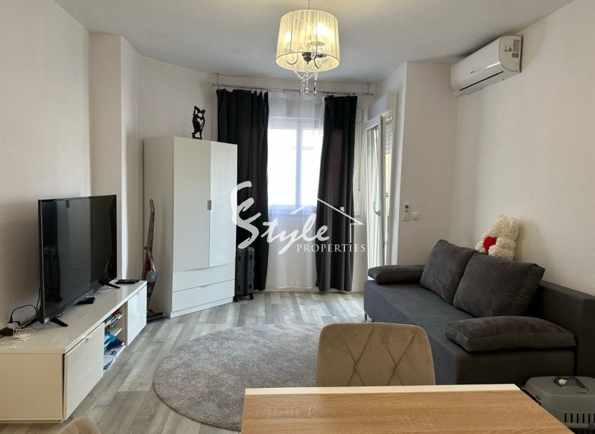 Modern apartment with sea views and close to the beach for sale in Torrevieja, Costa Blanca, Spain. ID2433