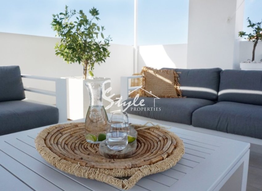 Modern penthouses for sale in Quesada, Costa Blanca South, Spain. ON1644_A