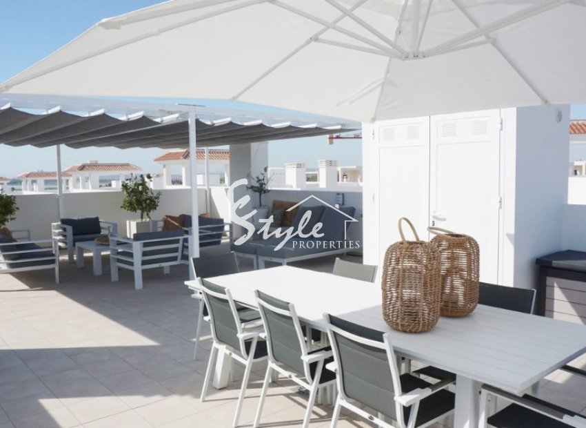 Modern penthouses for sale in Quesada, Costa Blanca South, Spain. ON1644_A