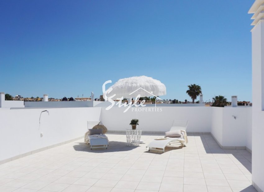 Modern penthouses for sale in Quesada, Costa Blanca South, Spain. ON1645_A
