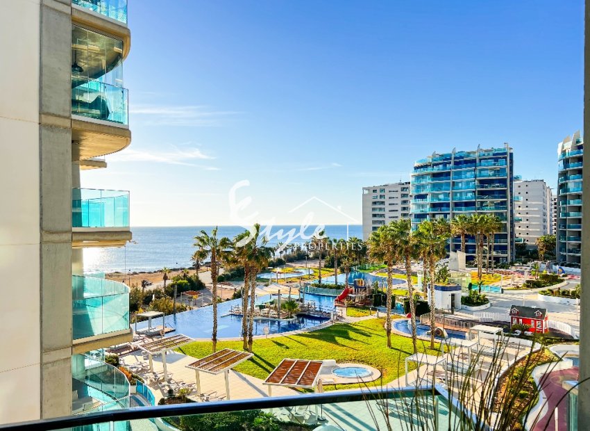 На продажу квартира первая линия в Sea Senses, Пунта Прима, Испания, Коста Бланка. IDD1707