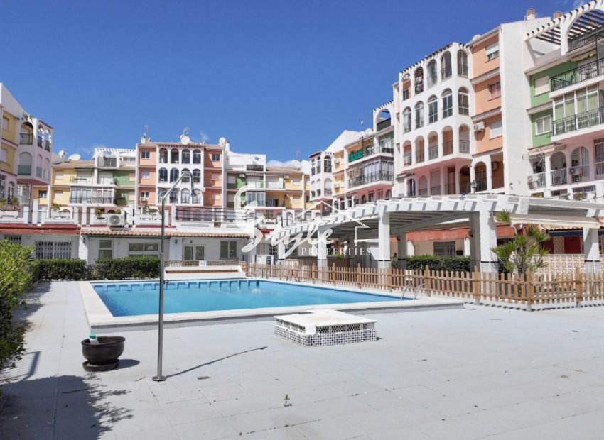 На продажу квартира у моря в Marazul, La Veleta, Torrevieja, Costa Blanca, Spain. ID2826