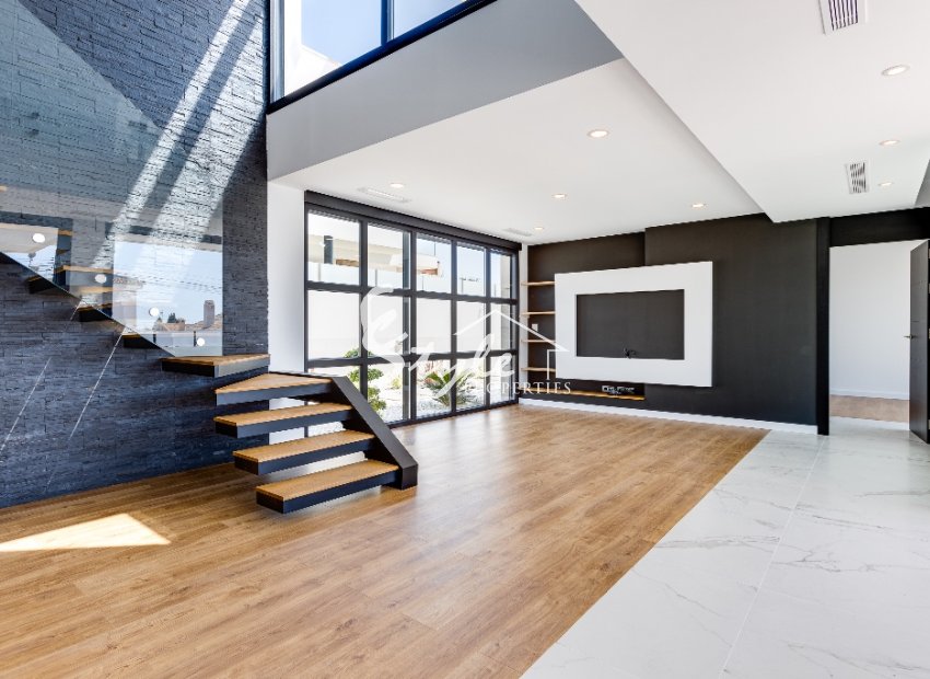 На продажу вилла класса люкс в Сьюдад Кесада б  Коста Бланка. ON1086