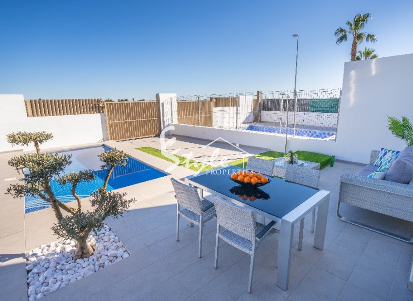 На продажу виллы от застройщика на Коста Бланка, Испания ON539