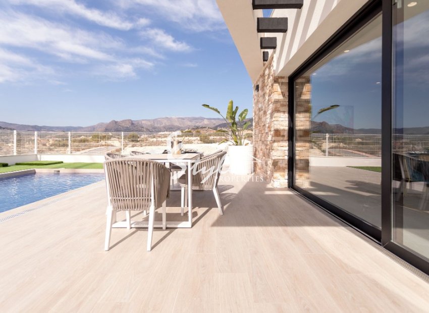 New 3 beds villa for sale close to Benidorm in Costa Blanca. ID: ON1138