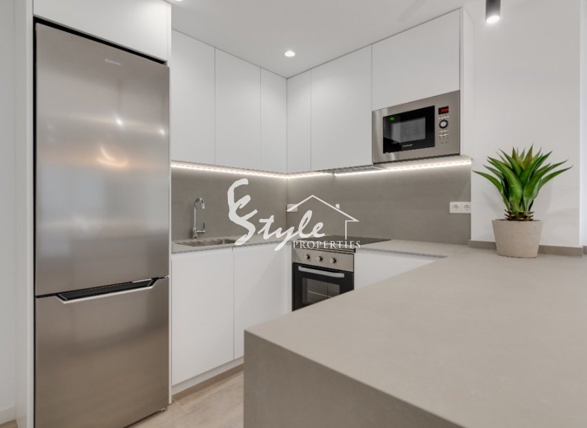 New apartment for sale close to the beach in Arenales del Sol, Costa Blanca, Spain.ON1555