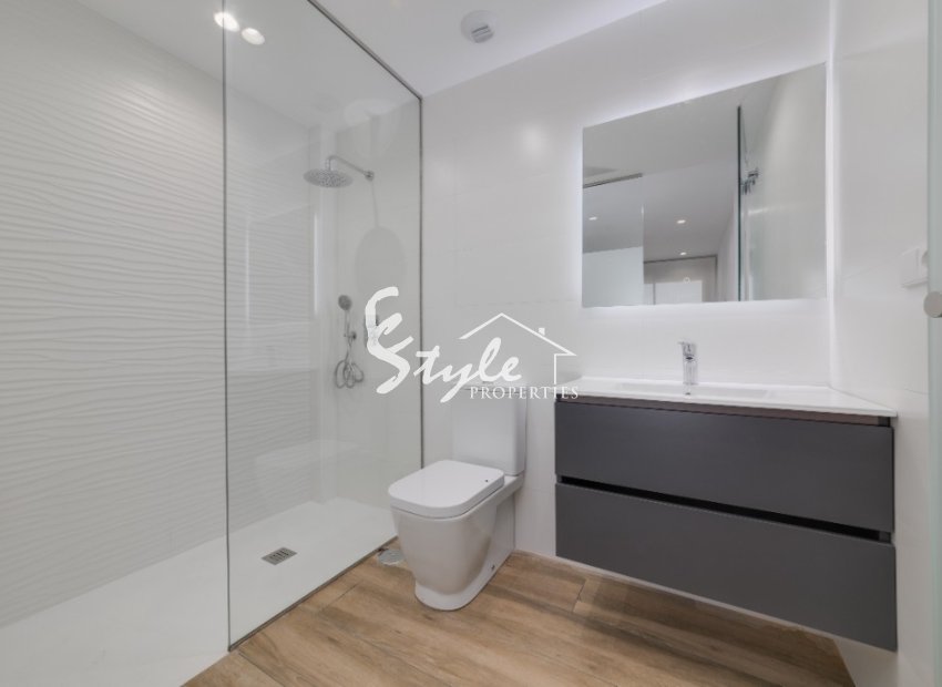 New apartment for sale close to the beach in Arenales del Sol, Costa Blanca, Spain.ON1555