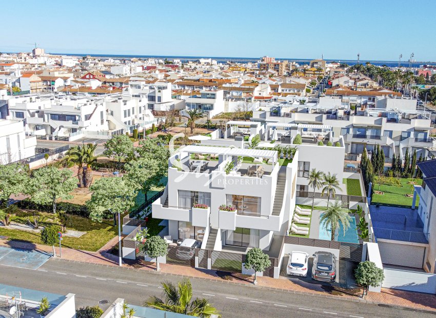 New build apartments close to the beach in San Pedro del Pinatar, Costa Balnca, Spain. ON1670_2